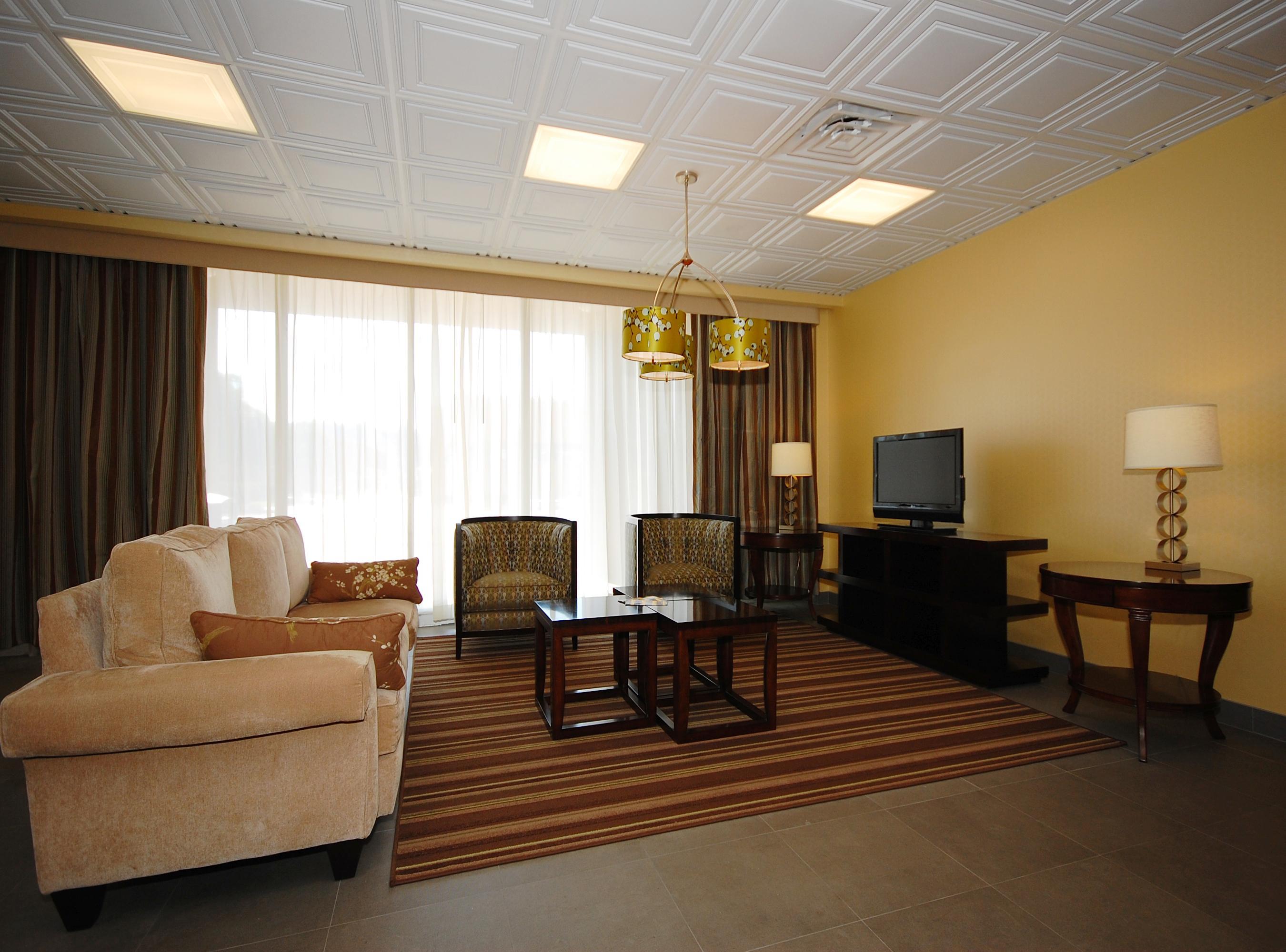 Quality Inn & Suites Charleston - Civic Center Room photo